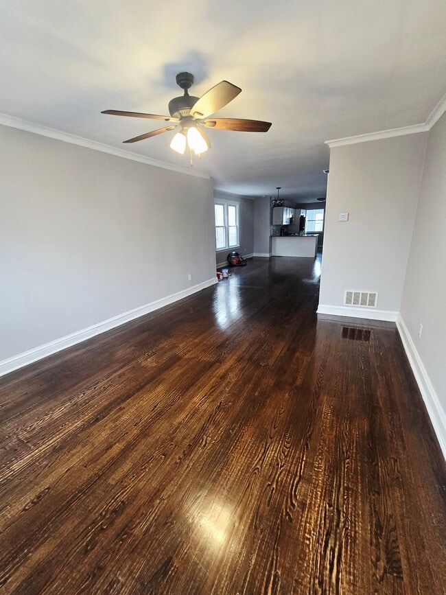 Building Photo - 4819 W George St