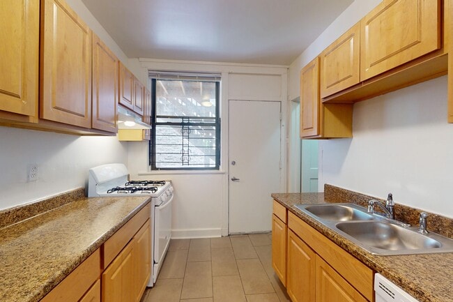 Floorplan - 5335-5345 S. Kimbark Avenue