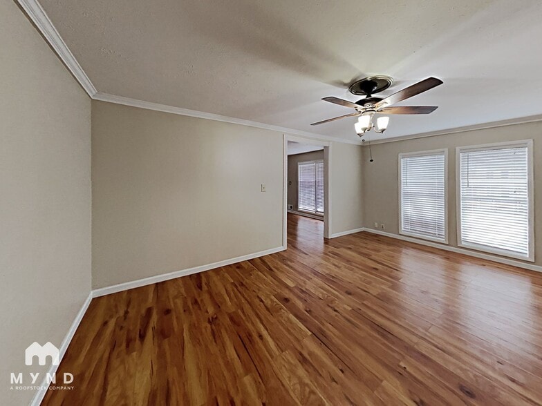 Building Photo - 2570 Rolling View Dr