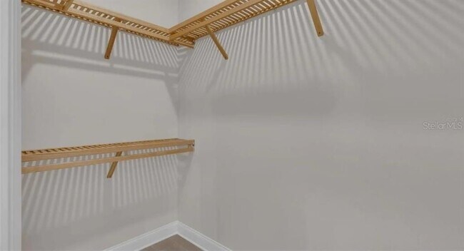 Building Photo - 6980 Bentridge Dr