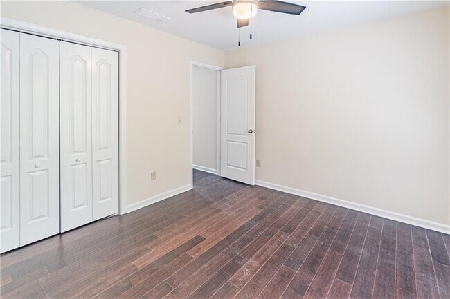 Building Photo - 8488 Spring Breeze Terrace