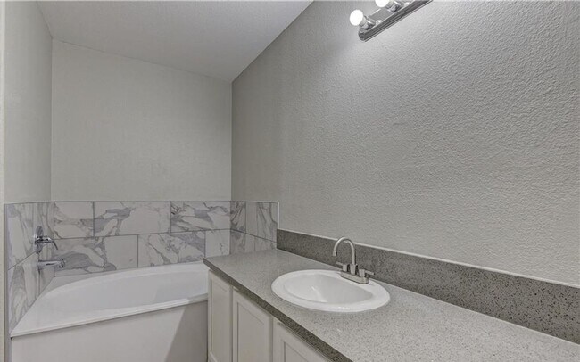 Building Photo - Affordable Luxury Living