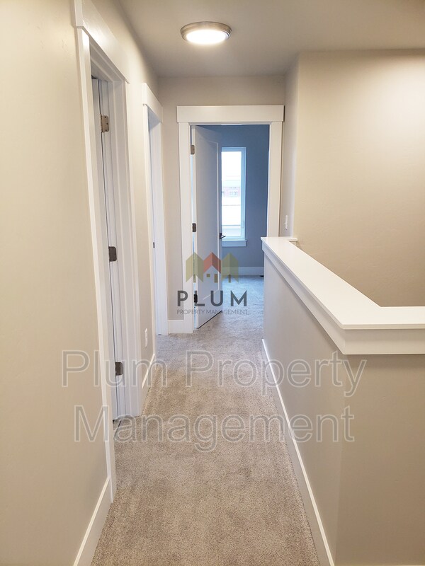 Building Photo - 4724 Giada Dr