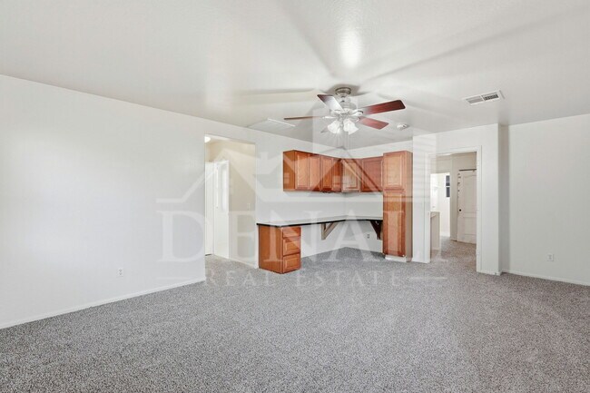 Building Photo - 4923 N 108th Dr