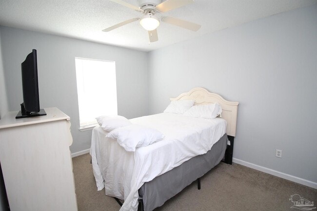 Building Photo - 950 Coronado Dr