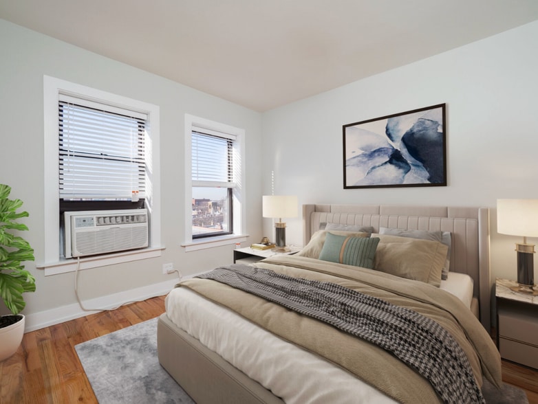 Building Photo - 556 W Arlington Pl