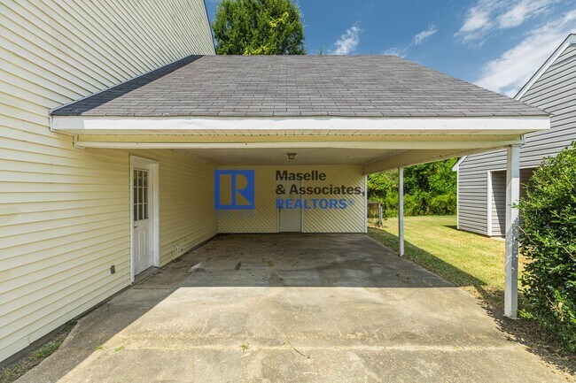 Building Photo - 3 Bed/2 Bath Home in Pearl