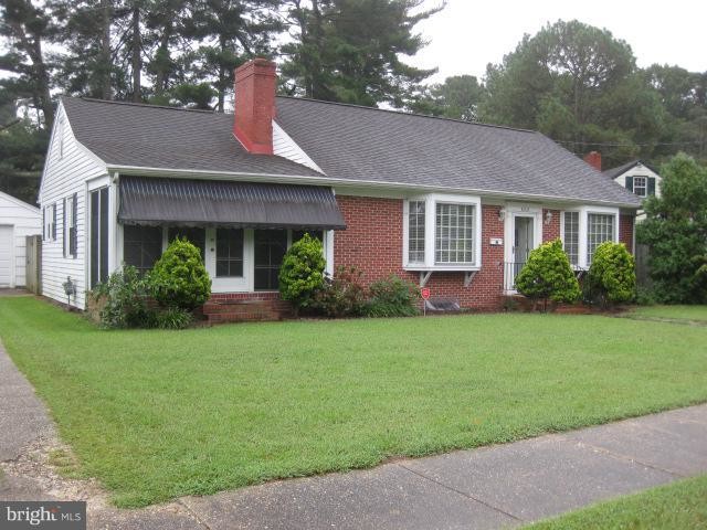 Building Photo - 620 N Pinehurst Ave