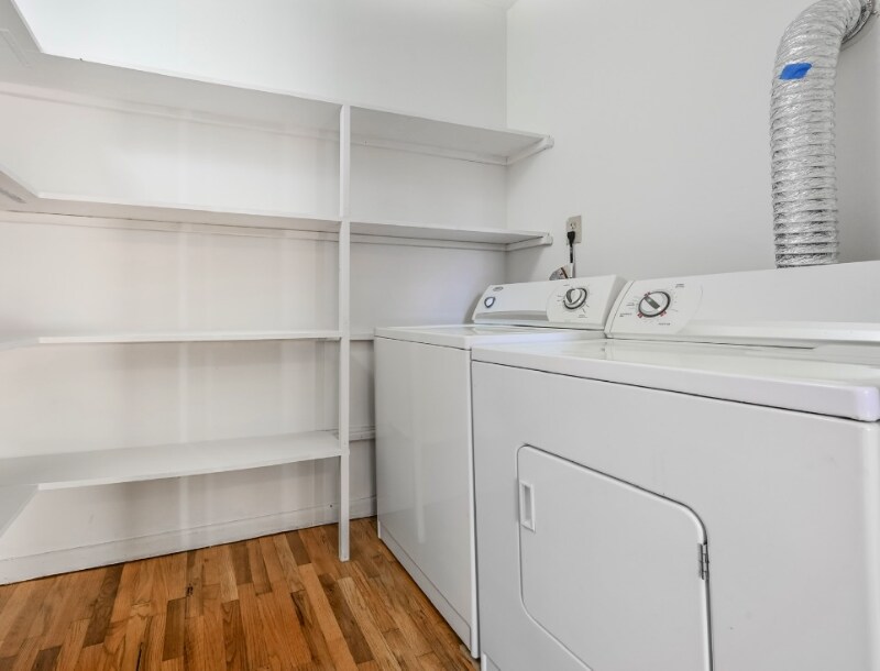 Building Photo - 1209 Polk St