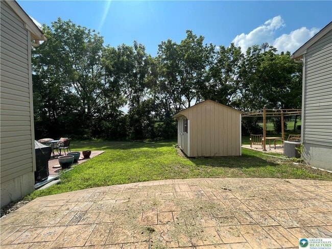 Building Photo - 637 Mulberry Dr