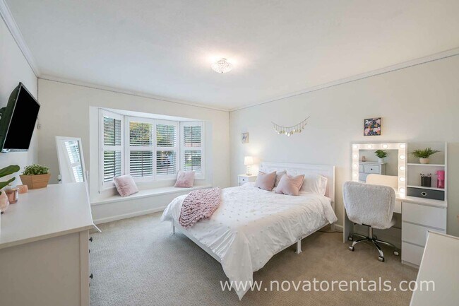 Building Photo - 44 Trish Dr