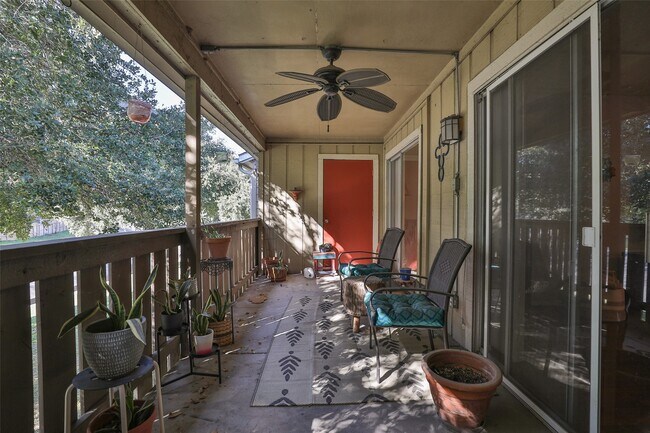 Building Photo - 5005 Georgi Ln