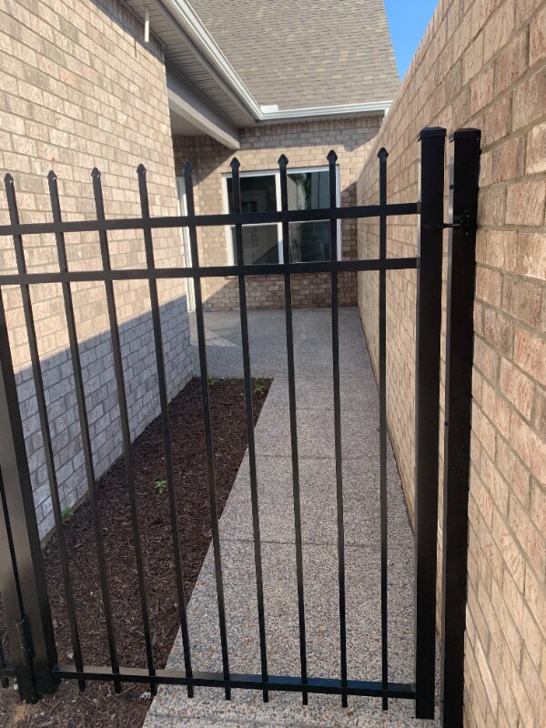 Building Photo - 238 Cloverbrook Way