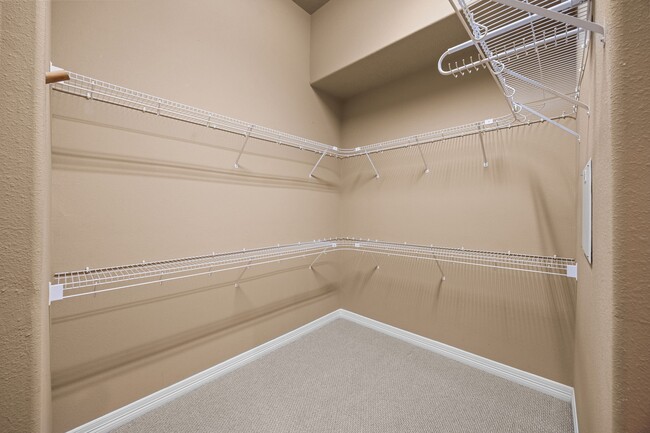 Building Photo - 1162 Hempstead Villa Ln