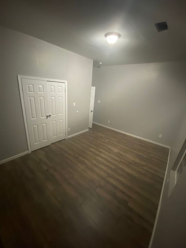 Building Photo - 1318 Glenn St