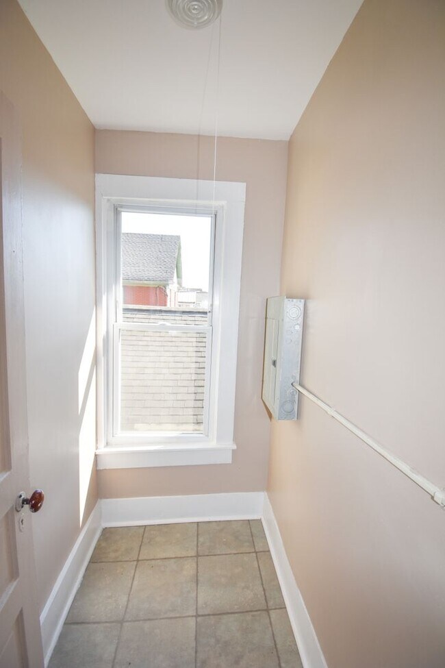 Building Photo - RCAR114-116