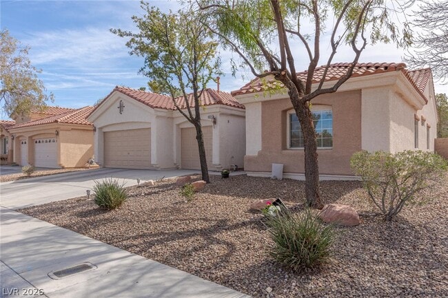 Building Photo - 4029 Genoa Dr