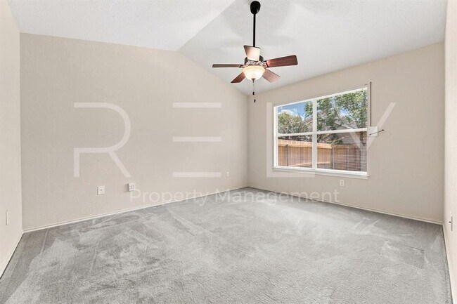 Building Photo - 103 Prairie Springs Loop