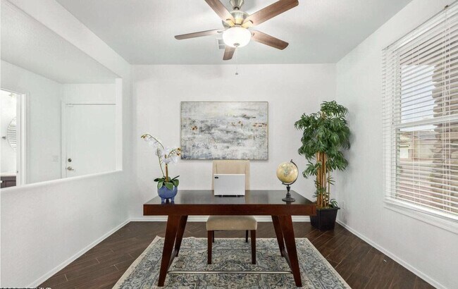 Building Photo - 17127 W Statler St