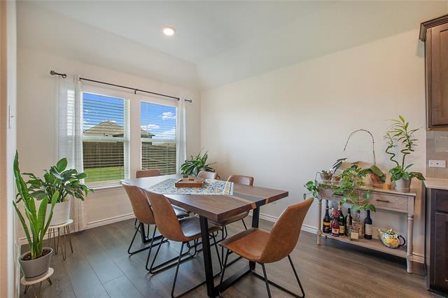 Building Photo - 219 Spirehaven Dr