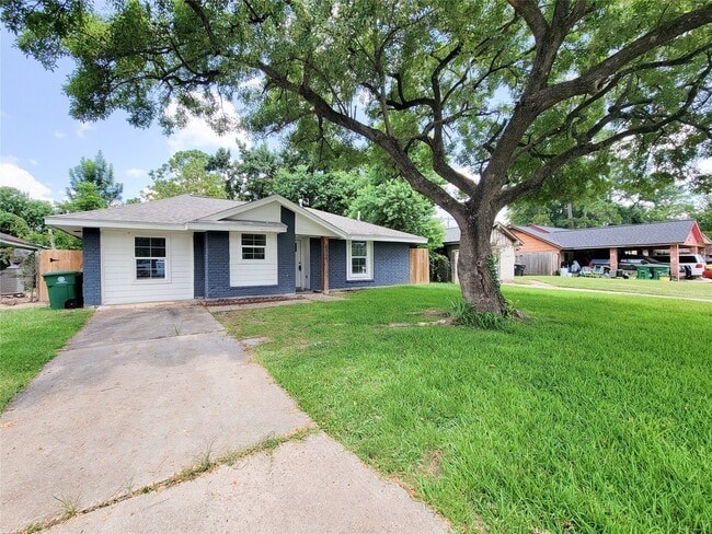 Building Photo - 6327 Mardale Dr