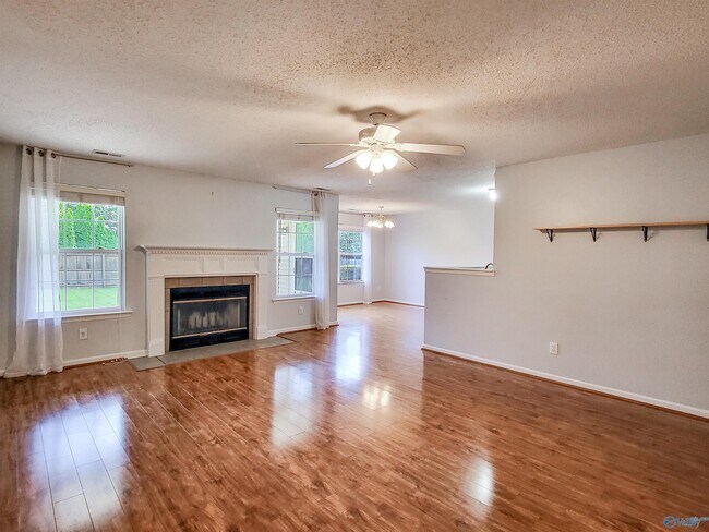 Building Photo - 157 Garden Brook Dr