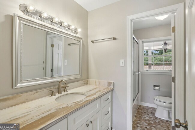 Building Photo - 5224 N Peachtree Rd