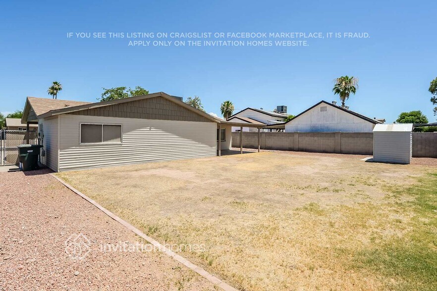 Building Photo - 3819 W Columbine Dr