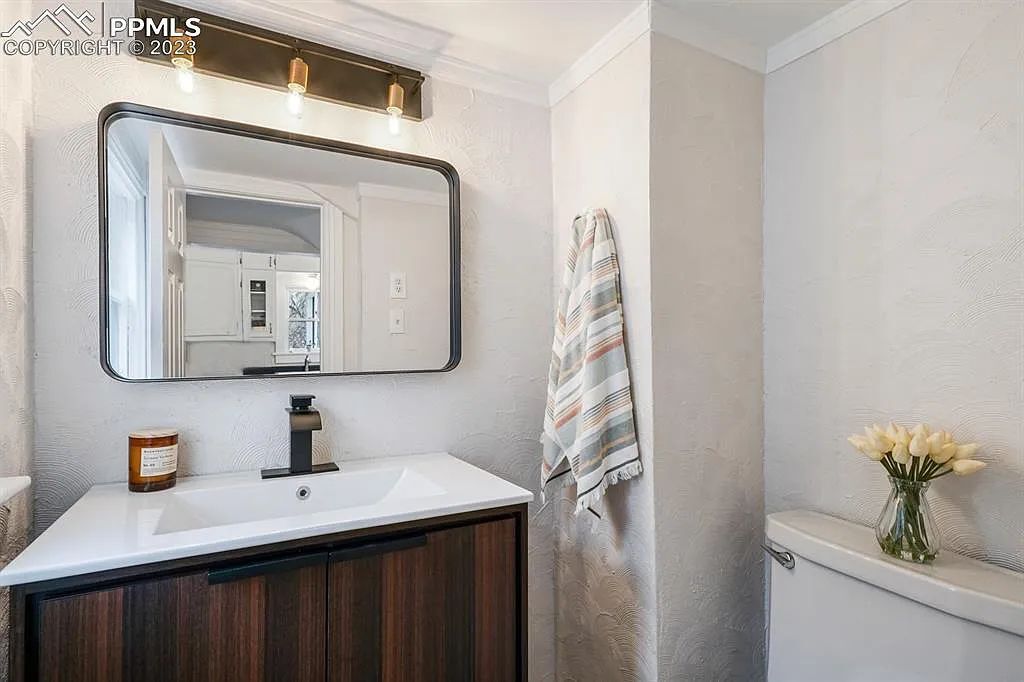 Building Photo - 1706 Arbor Way