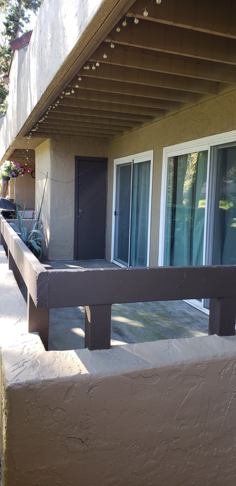 Building Photo - 275 Tradewinds Dr