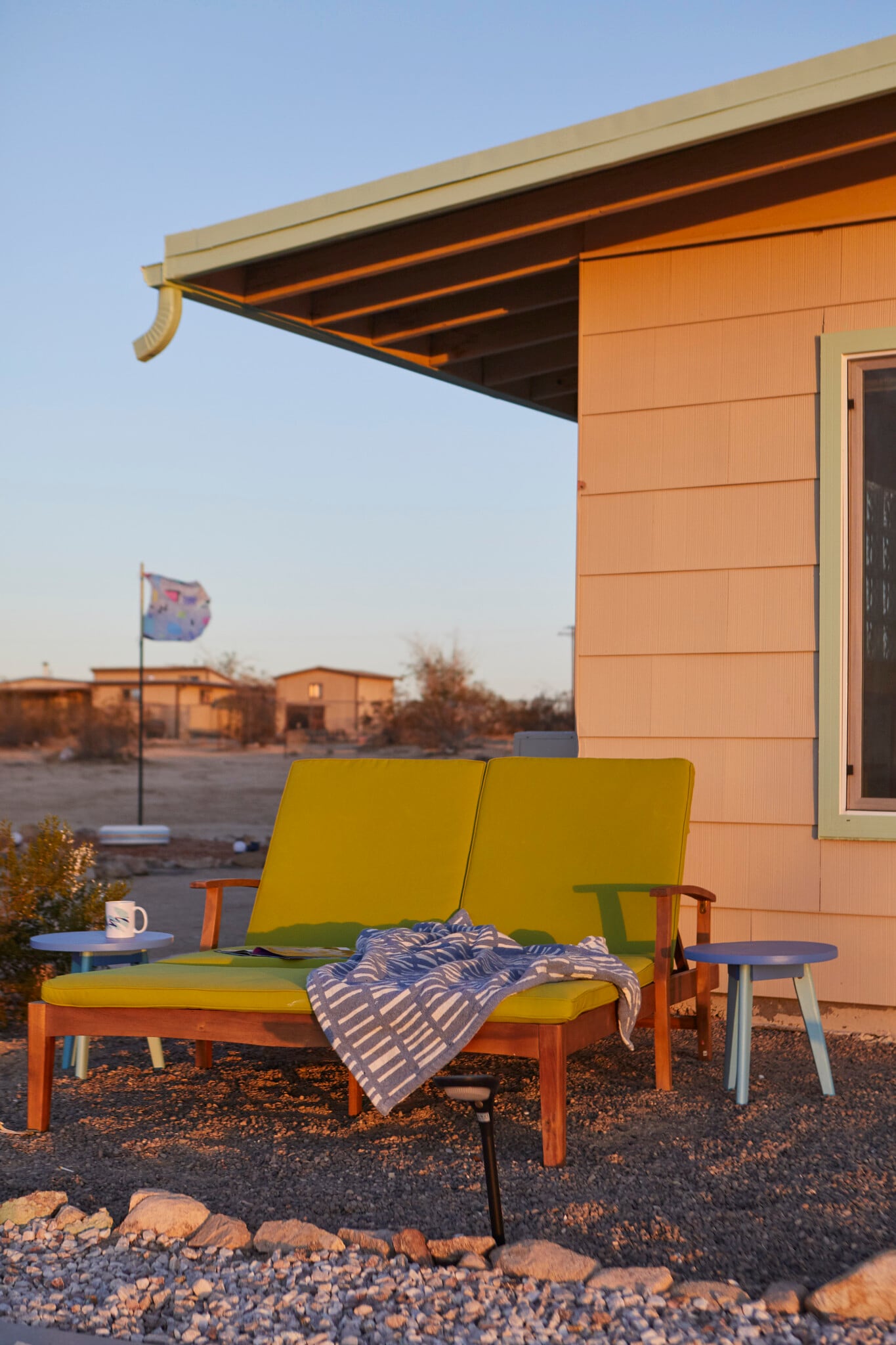 Building Photo - 5555 Howard Dr