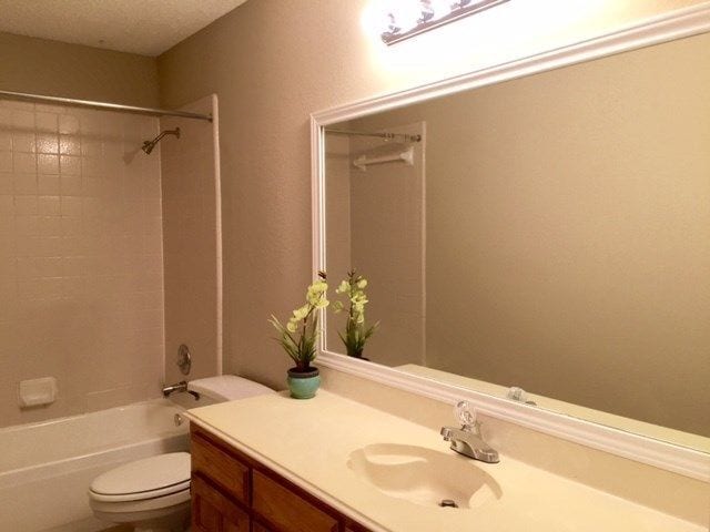 Building Photo - 9210 Barton Creek Dr