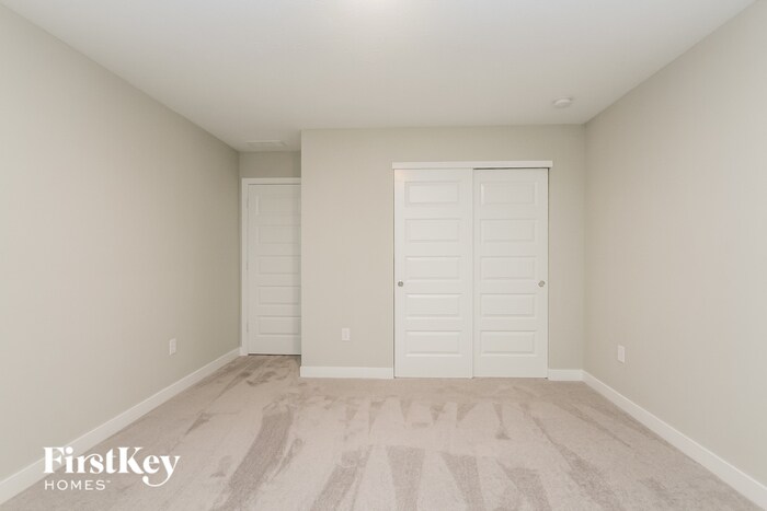 Building Photo - 2464 S Carlota Dr