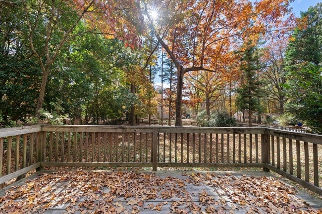 Building Photo - 900 Branch St