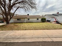 Building Photo - Pet-Friendly 4-BR Home in Santa Clara with RV Parking