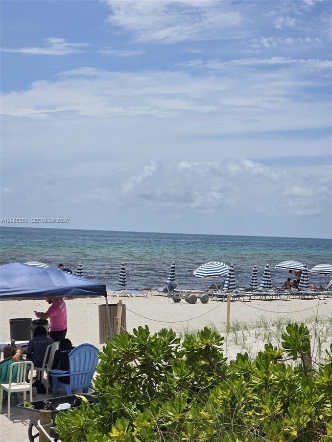 Building Photo - 4111 S Ocean Dr