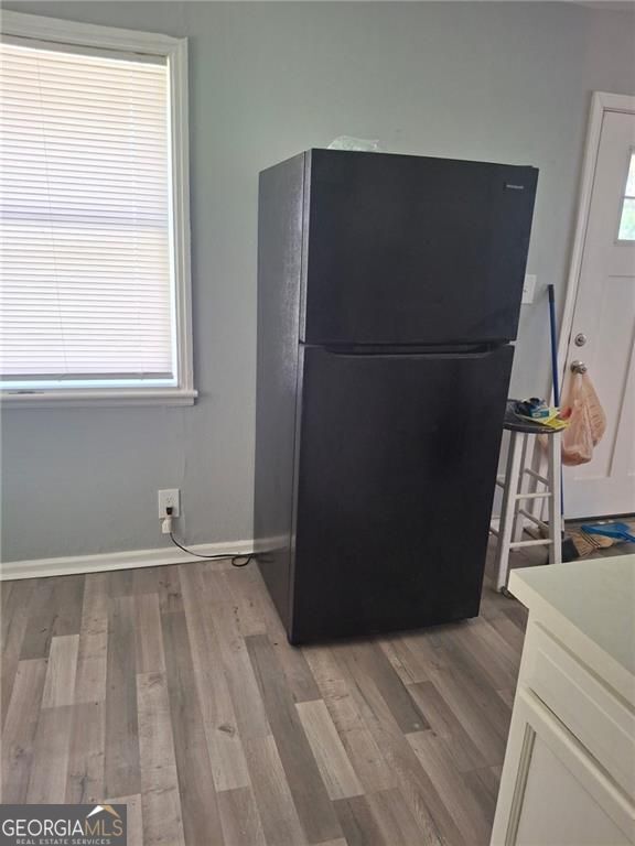 Building Photo - 5253 Brookdale Dr