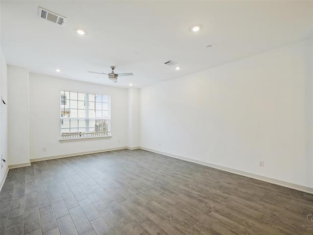 Building Photo - 543 Eiseley Dr