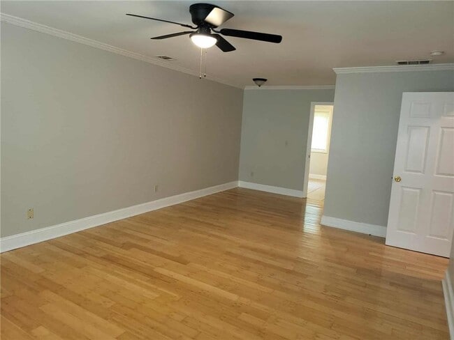 Building Photo - 3873 King Edward Trail SW