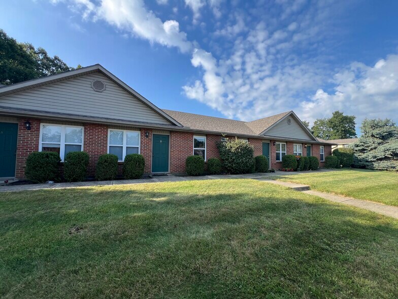 Building Photo - 1280 Sequoia Ct