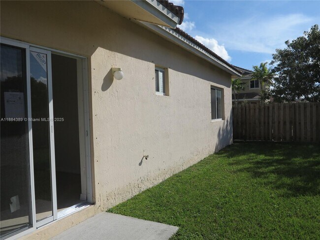 Building Photo - 28524 SW 130th Pl