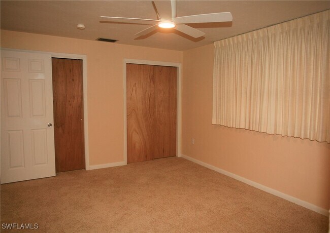 Building Photo - 289 Coral Dr