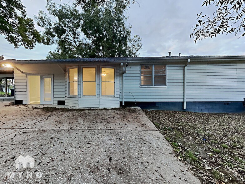 Building Photo - 5743 Warrior River Rd