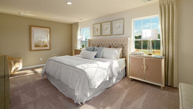 Building Photo - The Falls of Hickory 1296