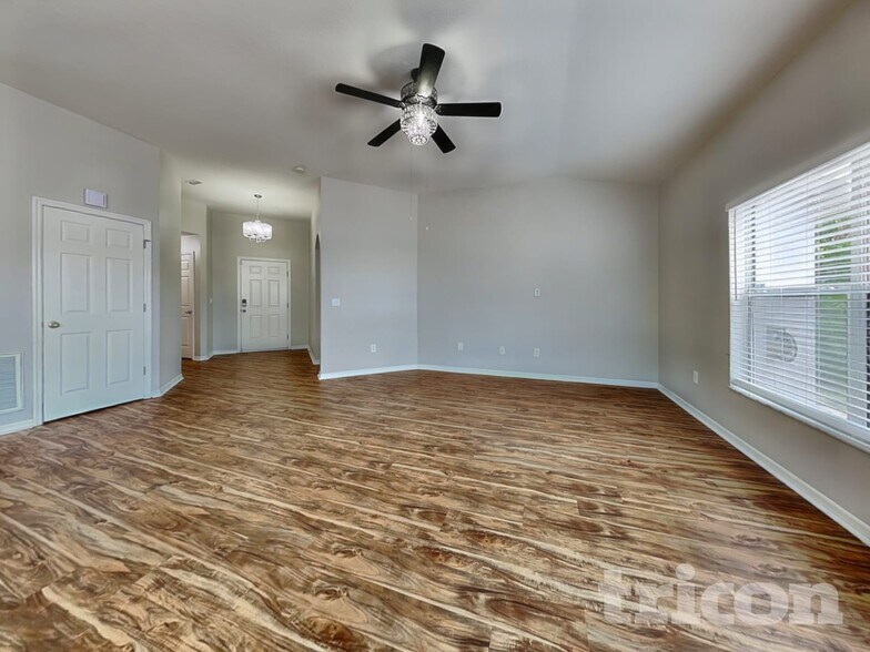 Building Photo - 14214 Edinburgh Moor Dr