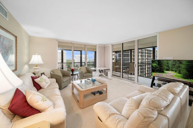Building Photo - Vanderbilt Beach Condo! Ocean View ~ Avail...