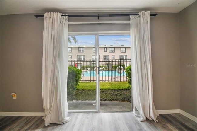 Building Photo - 2503 Middleton Grove Dr