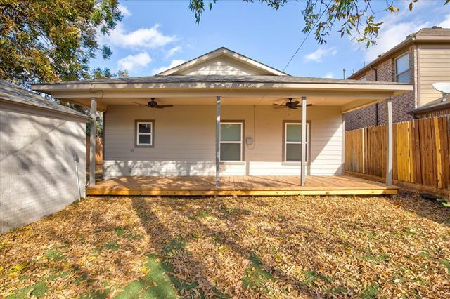 Building Photo - 2521 Benbrook Blvd
