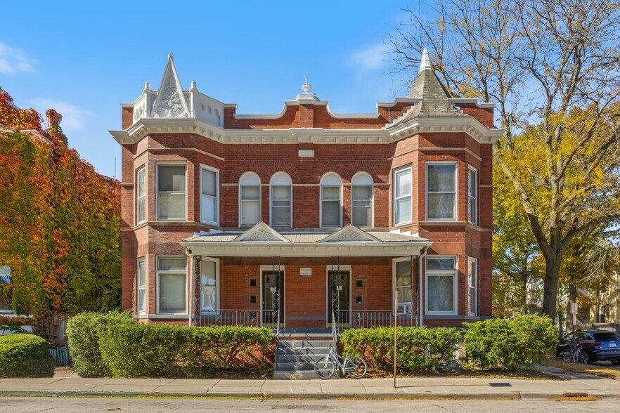 Building Photo - 1922 Maple Ave