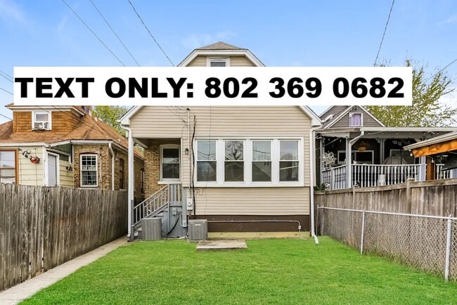 Building Photo - 4538 W Altgeld St